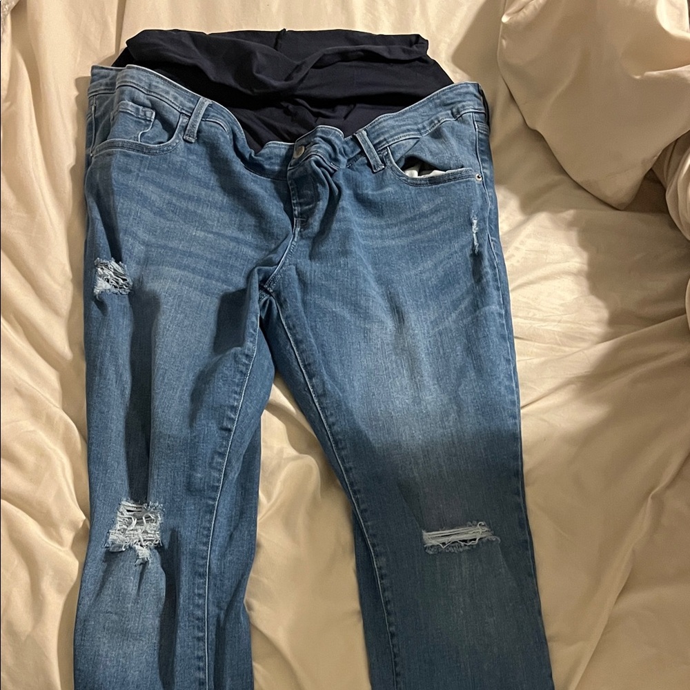 Old Navy Women's Distressed Blue Skinny Jeans